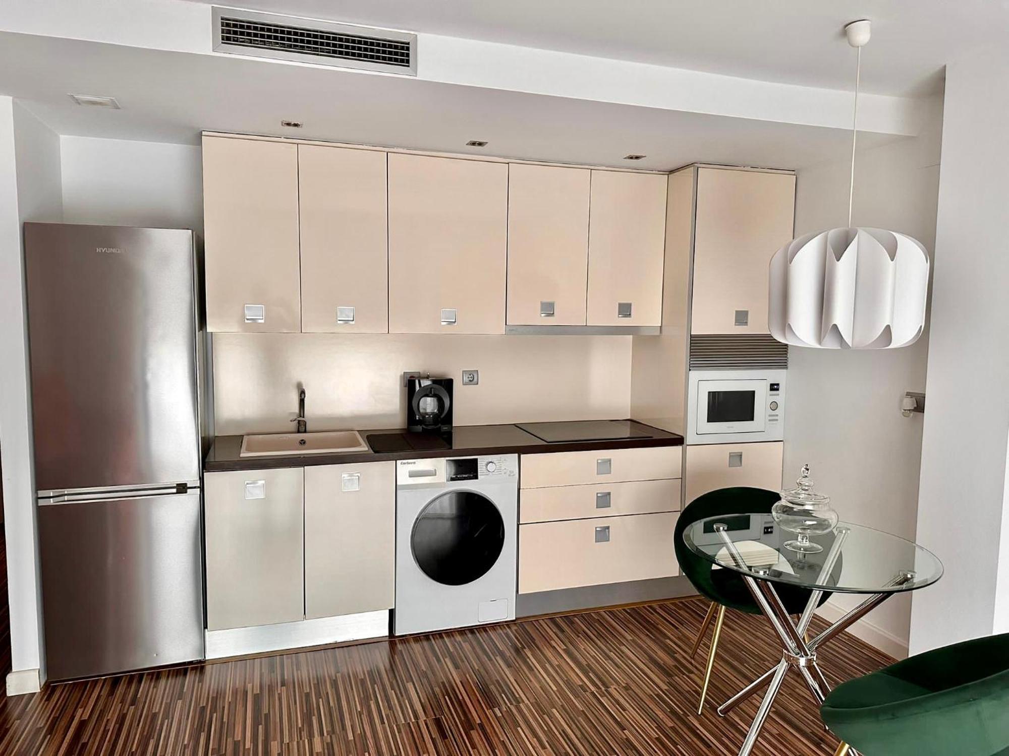 Apartamento Centrico Con Plaza De Garaje Y Piscina Apartment Murcia Bagian luar foto